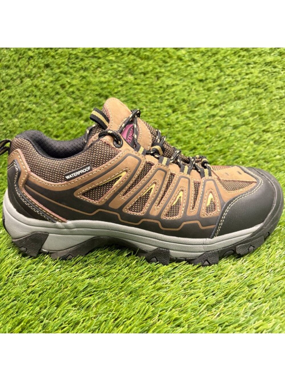 Avenger Trench Womens Size 8 Brown Black Waterproof Steel Toe Safety Work Shoes